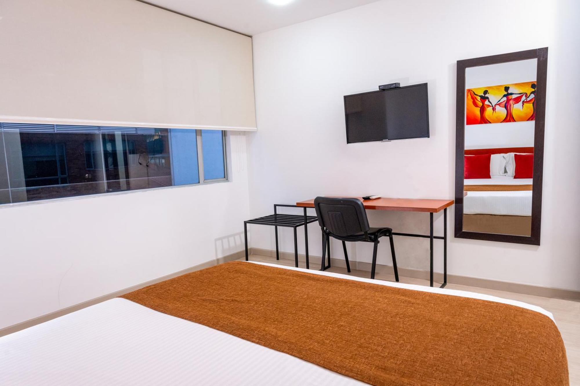 122 Plaza Apartahotel Богота Екстериор снимка
