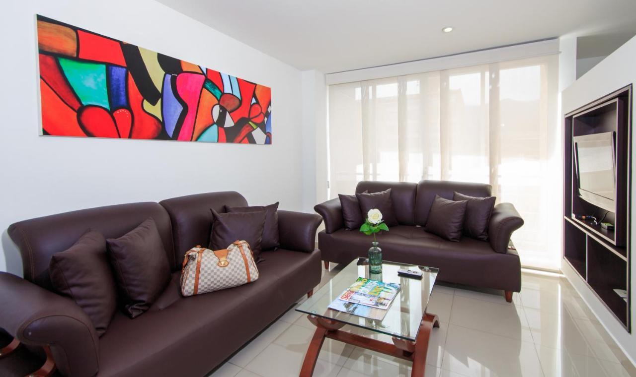 122 Plaza Apartahotel Богота Екстериор снимка