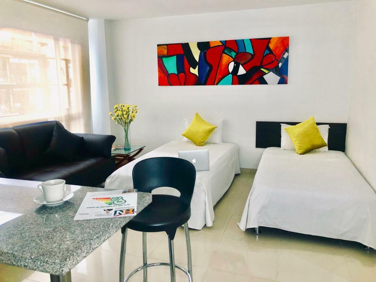 122 Plaza Apartahotel Богота Екстериор снимка